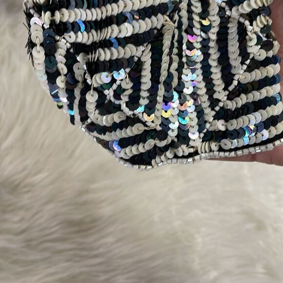 Ladies Black and White Fully Sequined 3/4 Sleeves, See Description - Picture 6 of 7